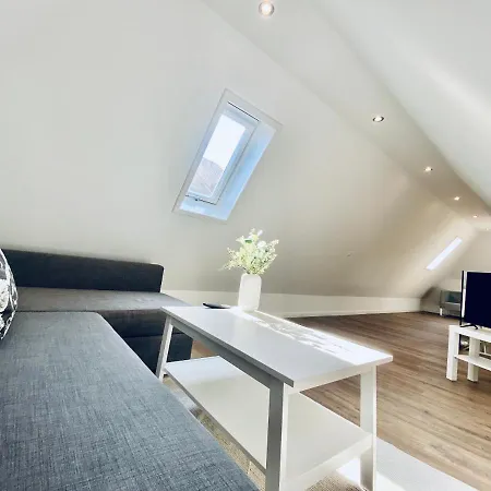 Business Zimmerzuvermieten In * Wangen an der Aare